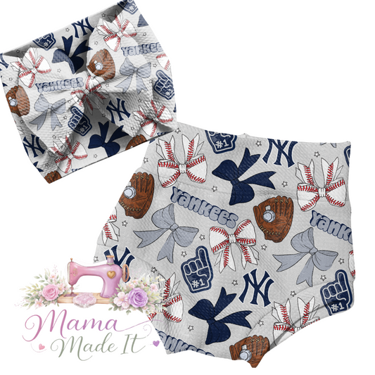 New York Yankees baby bummie and headwrap