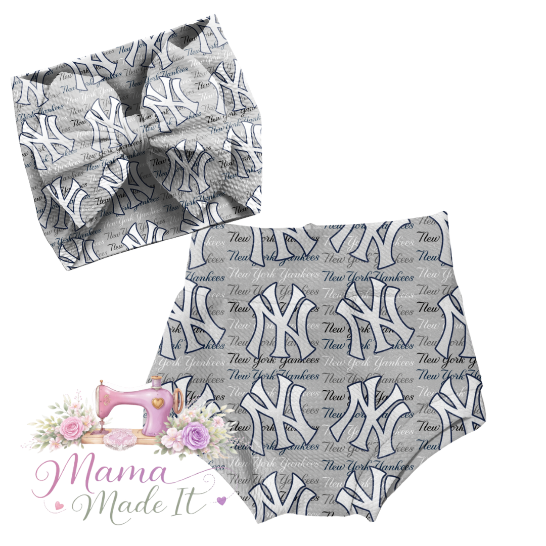 New York Yankees baby bummie and headwrap